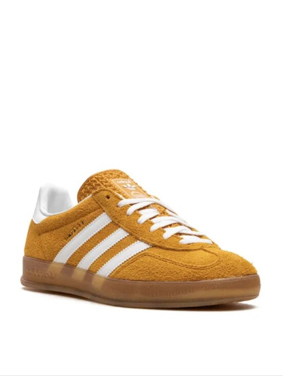 adidas Shoes - Adidas Gazelle Sneakers - White & Gold (Yellow) Suede Like New